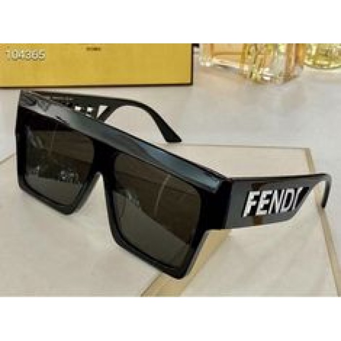 Женские солнцезащитные очки fendi 21013 черные